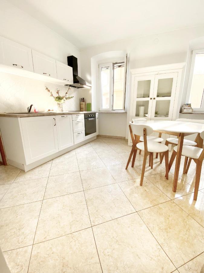 Apartment Evelina Pula Eksteriør billede
